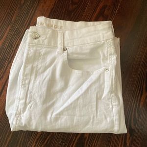 American Eagle size 12 mom jeans white